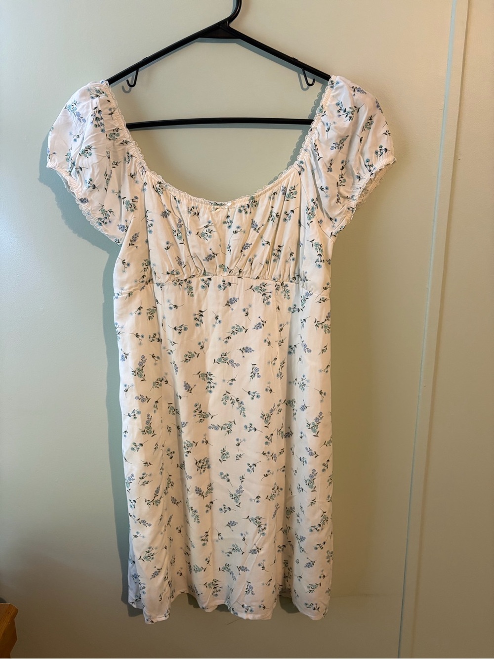 White Floral Puff Sleeve Dress XS